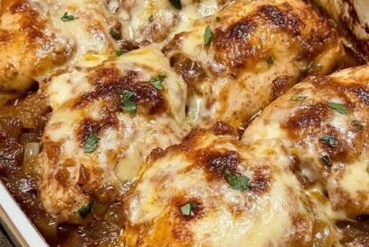 Thumbnail for Savory French Onion Chicken Bake – A Cozy, Cheesy Dinner Everyone Will Love