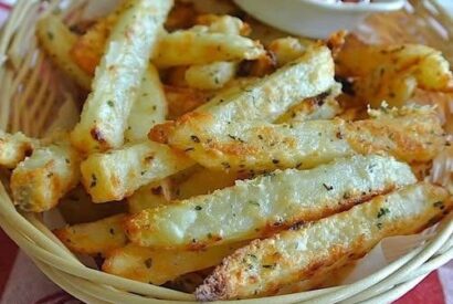 Thumbnail for Crispy Garlic Parmesan Potato Wedges – The Easy Side Dish Everyone Loves