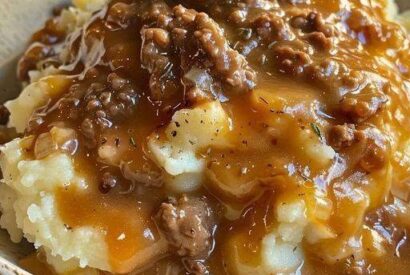 Thumbnail for Creamy Mashed Potatoes with Savory Beef Gravy